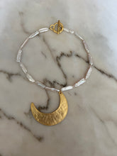 Load image into Gallery viewer, Luna Necklace