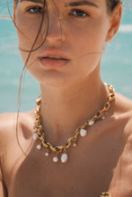 Load image into Gallery viewer, Bari Necklace