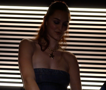 Load image into Gallery viewer, Gia Necklace