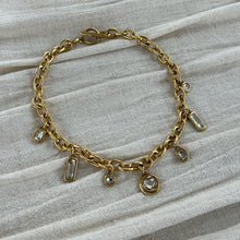 Load image into Gallery viewer, Daisy Necklace