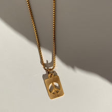 Load image into Gallery viewer, Lennon Necklace