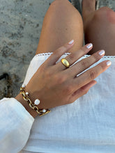 Load image into Gallery viewer, Sofia Ring