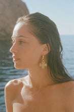 Load image into Gallery viewer, Marlowe Earrings