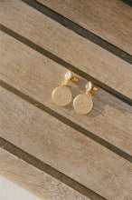 Load image into Gallery viewer, Oui Earrings