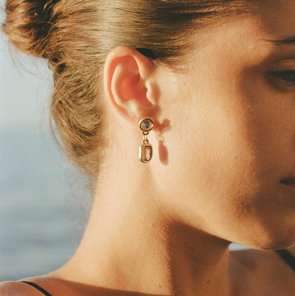 Mini Daisy Earrings
