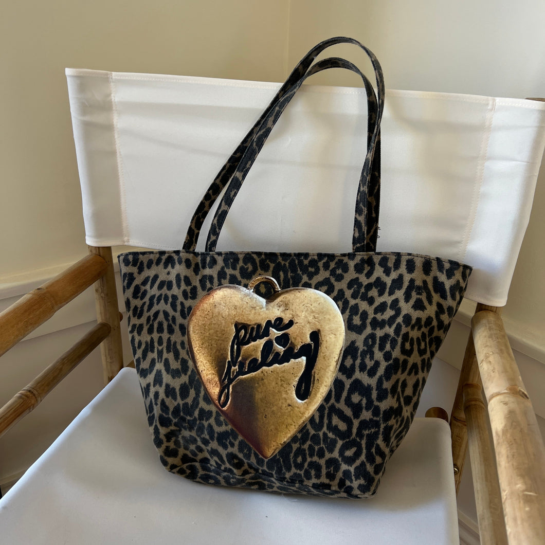 August Everyday Tote