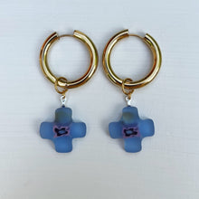 Load image into Gallery viewer, Venetian Cross Earrings