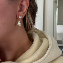 Load image into Gallery viewer, Mini Daisy Earrings