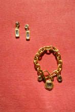 Load image into Gallery viewer, Daisy Bracelet