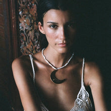 Load image into Gallery viewer, Luna Necklace