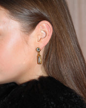 Load image into Gallery viewer, Daisy Earrings